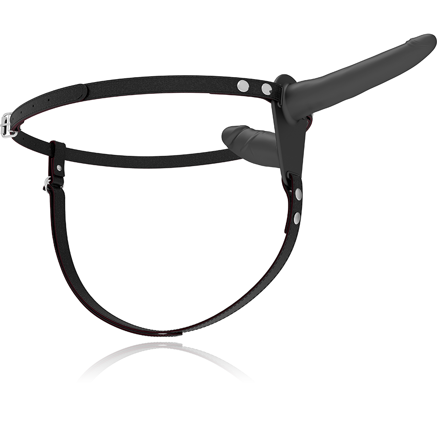 Fetish submissive arnãs doble penetraciãn vibrador negro