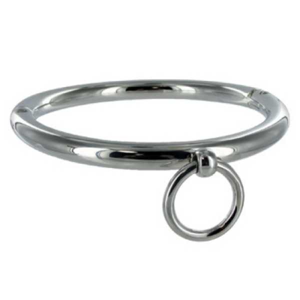 Metal Hard BDSM collar in chrome metal with an O-ring