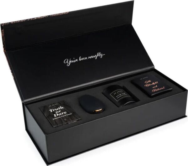 Je Joue Naughty Gift Kit for couples with the Mimi vibrator, massage candle, satin blindfold and card game