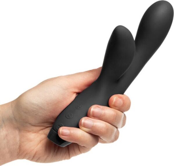 Je Joue Hera Flex rabbit vibrator in black, with its clitoral arm