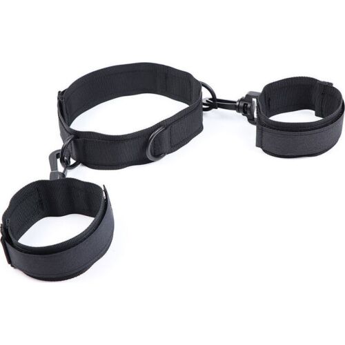 OHMAMA FETISH Nylon Handcuffs and Collar Set