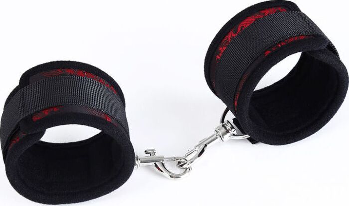 Scandal Ohmama Wrist Cuffs Scandal Ohmama Wrist Cuffs