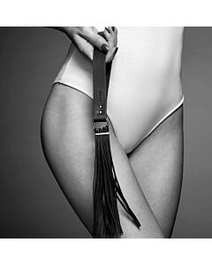 Maze Noir Whip