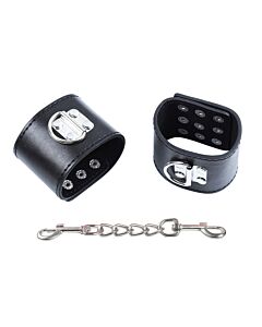 Metal Wrist Cuff Ohmama