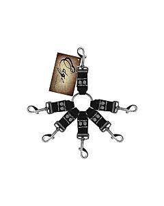 Ring with skin hitches