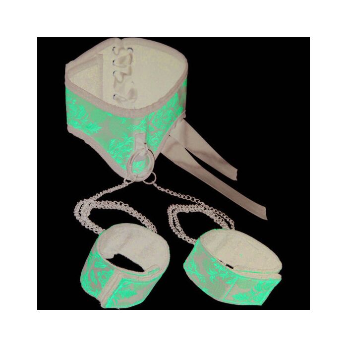 Posture necklace with handcuffs